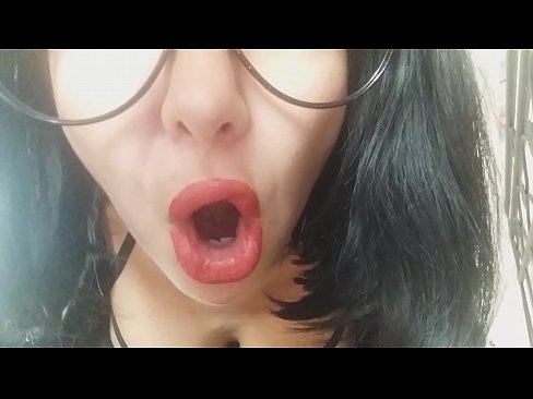 ❤️ ګرانه، ستا سوزنده مور به تاسو نن ښوونځي ته نه پریږدي ... زه تاسو ته ډیره اړتیا لرم ... ☑ په ps.pornjk.ru